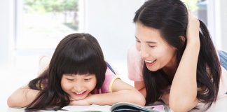 Ít ai ngờ, duy trì thói quen đọc sách cho trẻ ‘đã lớn’ sẽ khiến chúng ngày càng thông minh